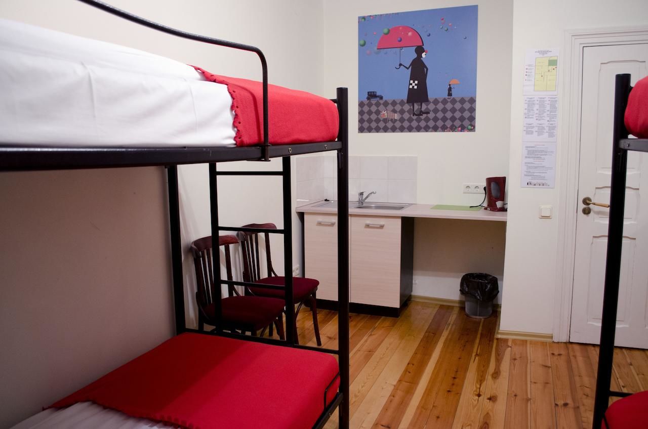 Хостелы Red Nose Hostel Рига-24